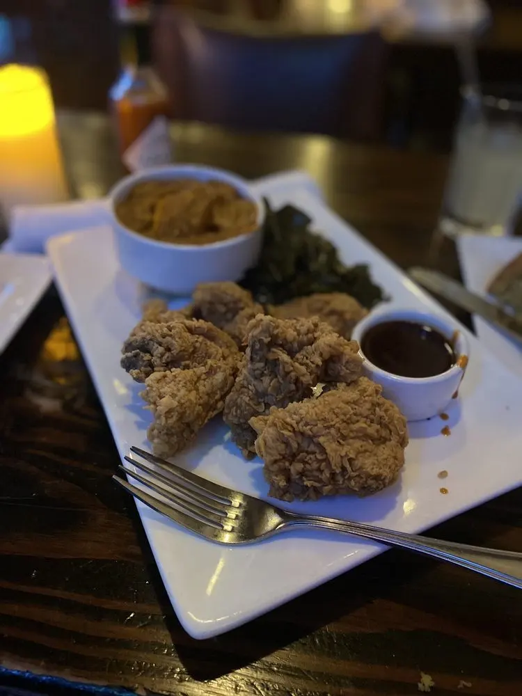 Chocolat Restaurant & Bar